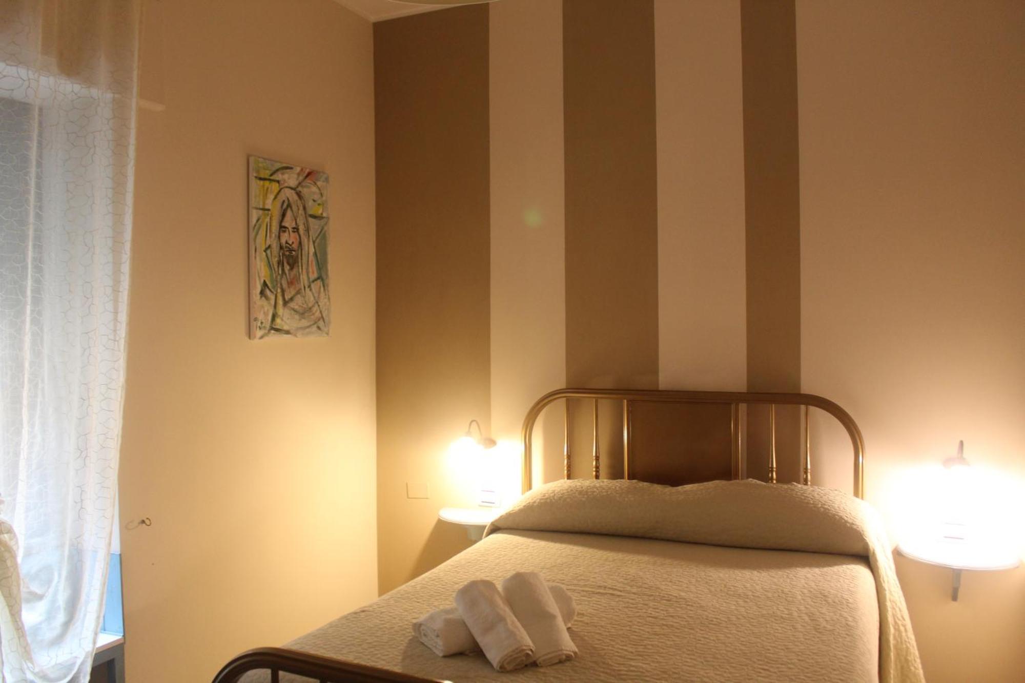 Donna Melina Bed & Breakfast Mileto Exterior photo